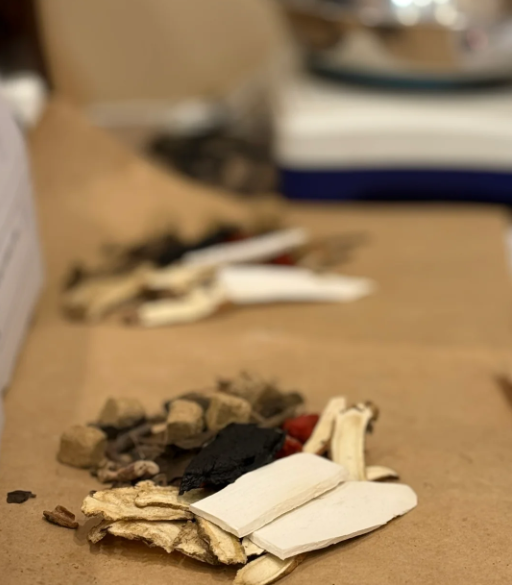 肺结节有什么症状表现？新加坡贡方堂TCM吴美仪一方辨证散结能消除