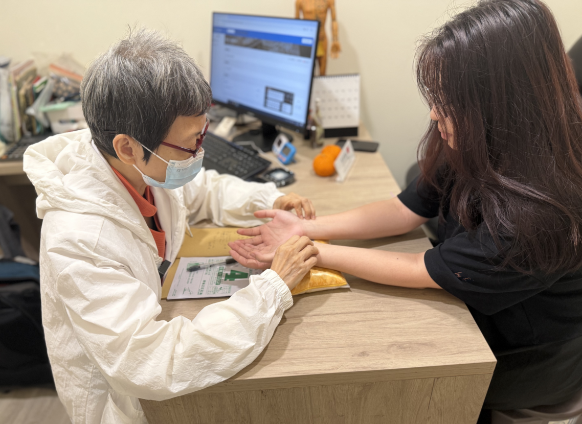 妇科炎症有什么症状表现？新加坡中医诊所推荐摆脱白带病