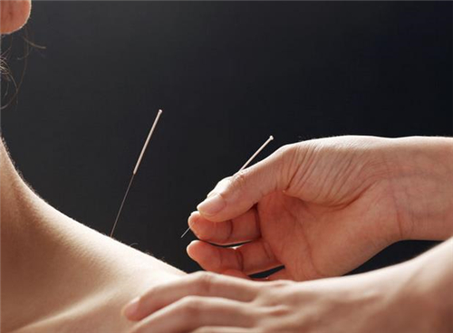 肩颈疼痛要警惕的三种病症？新加坡贡方堂中医TCM吴美仪教你巧应对